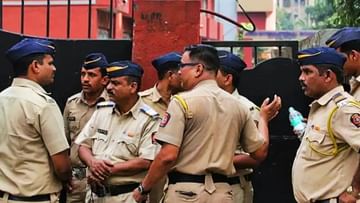 महाराष्ट्र: मद्यधुंद मुलांनी पुण्यात गोंधळ घातला, रस्त्यात मिळेल तेथून बेदम मारहाण, पोलीस कर्मचाऱ्याने अडवल्यावर स्वतःच्या पोटावर गळफास घेतला;  6 जणांना अटक